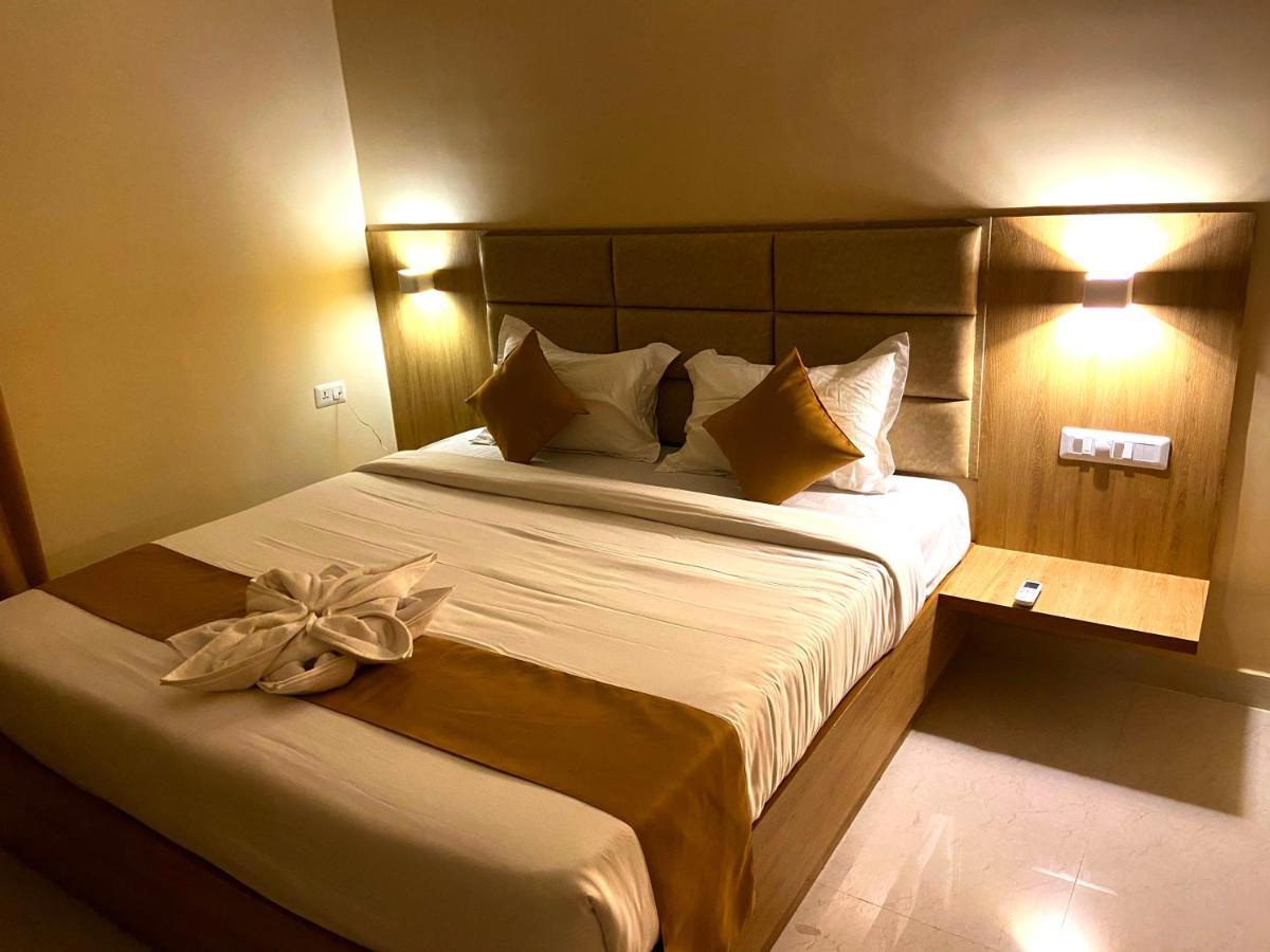 Tag Hotels Irugur 외부 사진