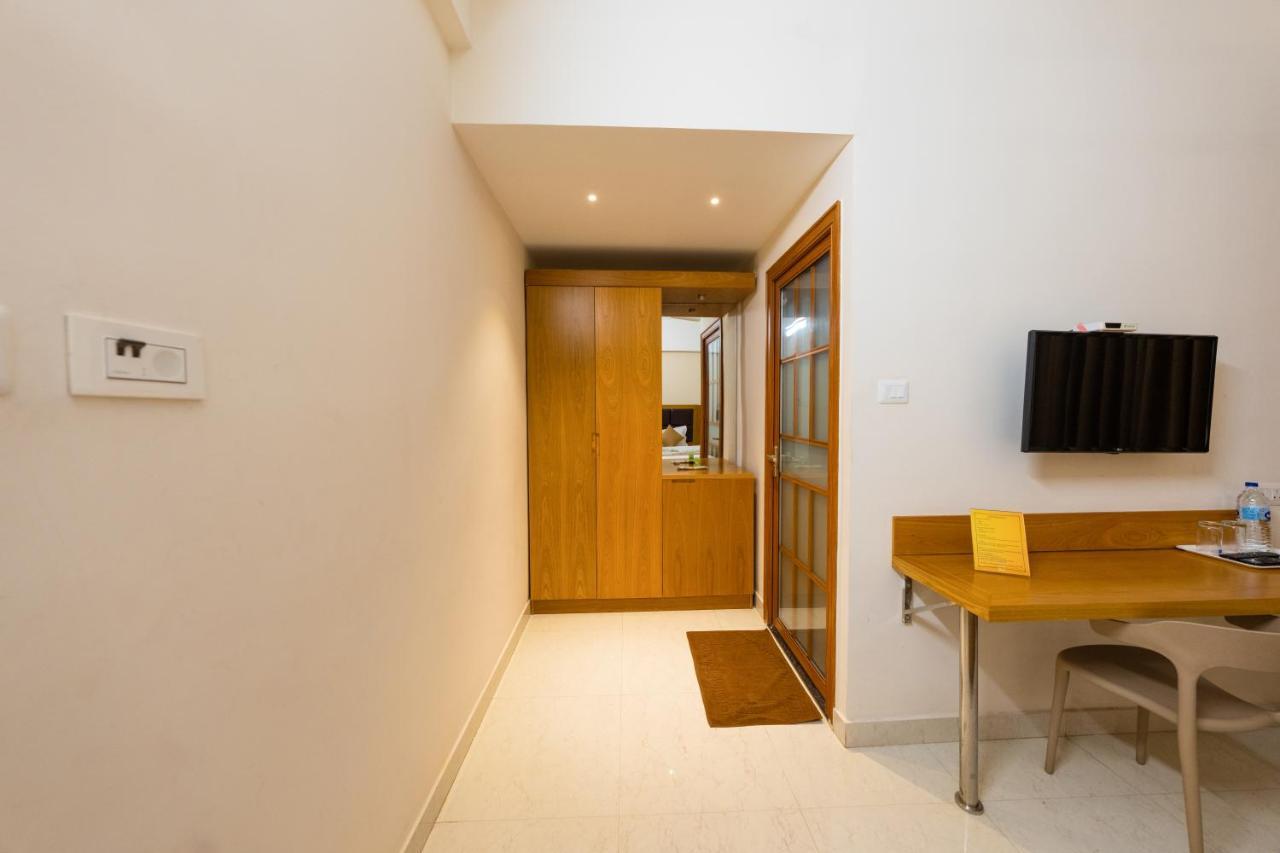 Tag Hotels Irugur 외부 사진